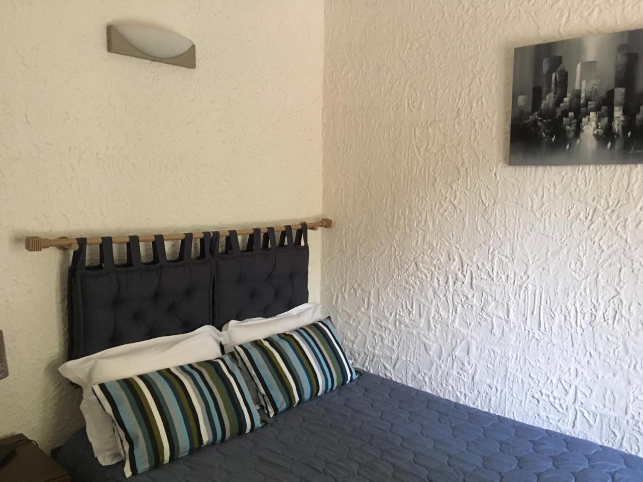 Le Clos Des Arbousiers Linguizzetta Bagian luar foto